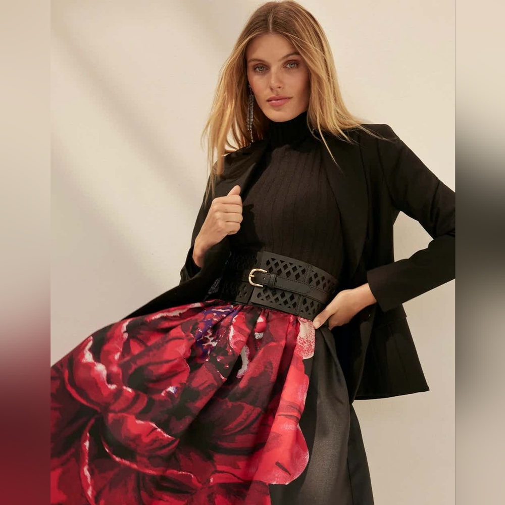 *NWT* Sold Out * WHBM Drama Fit-and-Flare Midi Skirt